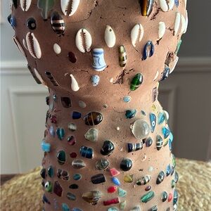 Antique American memory vase.